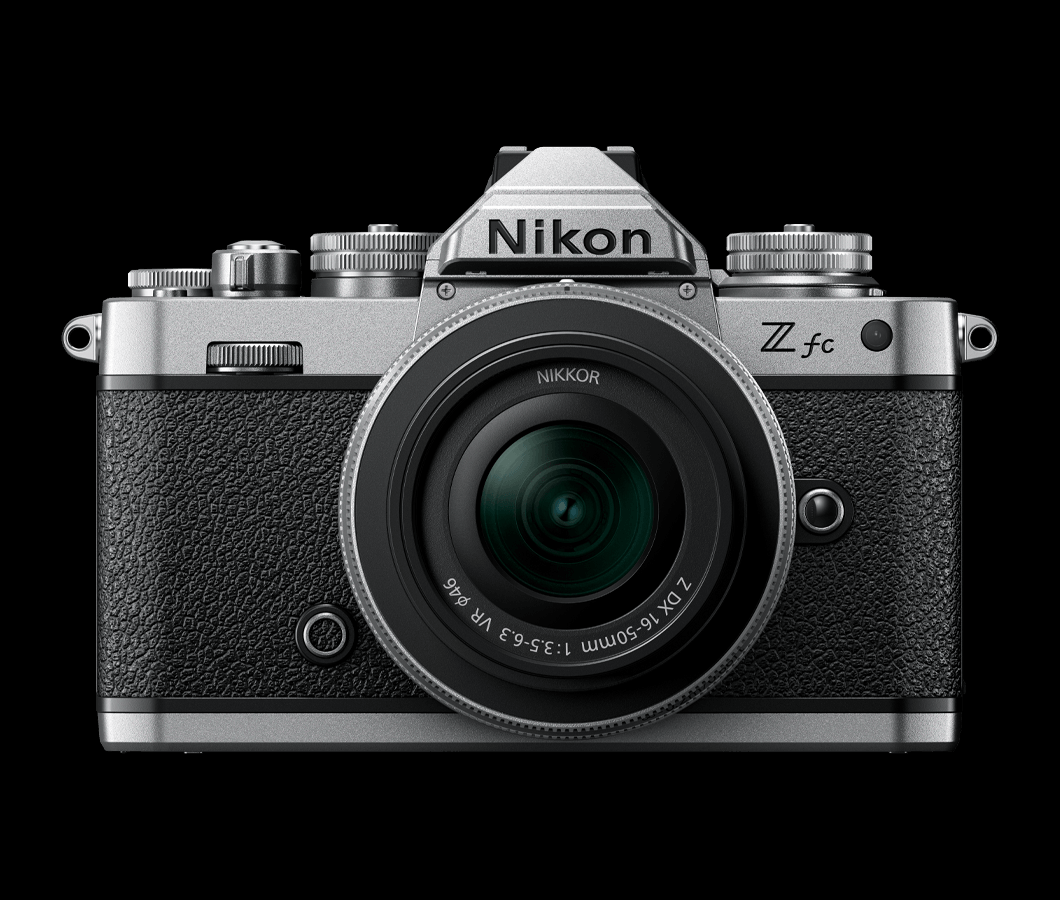 Nikon Z fc KIT Z DX 16-50 mm (SE)+Z DX 50-250 ( inkl. 200 € Sofort-Rabatt )  - Nikon Z Winter Sofort Rabatt - Foto Siegl