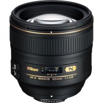 Nikon 85mm 1:1,4 AF-S Nikkor G inkl. 5-Jahre Nikon Garantieverlängerung  