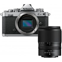 Nikon Z FC + Nikkor Z DX 18-140 VR  